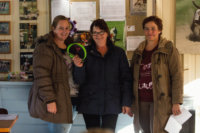 3Y3A4661 30368004250 O