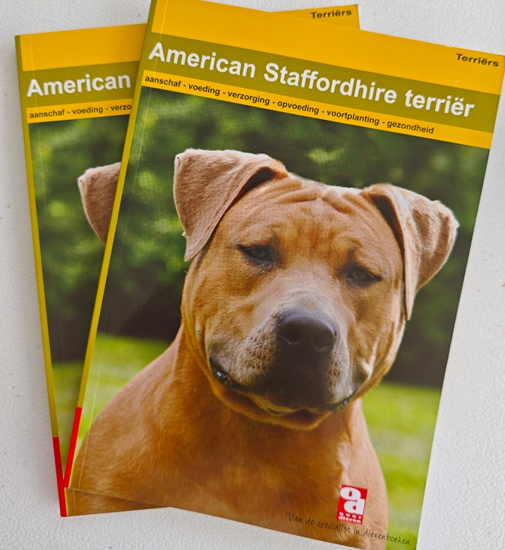 Over Dieren Boekjes Amerikaanse staffordshire terrier